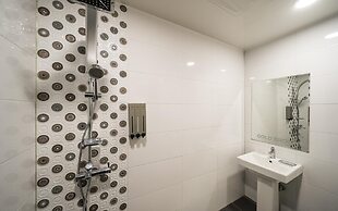 Gwangju Chungjangro Gold Brown Hotel