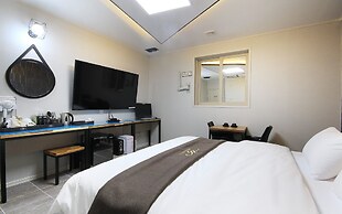Gwangju Chungjangro Gold Brown Hotel
