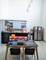 Villa Mangli Monochrome Syariah by eCommerceloka