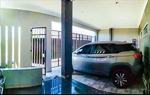 Villa Mangli Monochrome Syariah by eCommerceloka