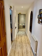 Stunning Spacious Apartment on River Ness