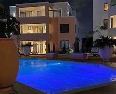 Immaculate 2-bed Apartment at Pamv Estates Apt6