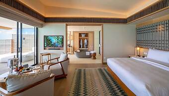 Kuda Villingili Resort Maldives