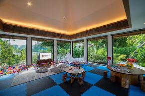 Kuda Villingili Resort Maldives