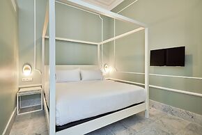 Tandem Veedor De Galeras Suites