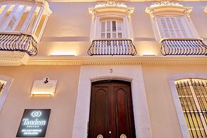 Tandem Veedor De Galeras Suites