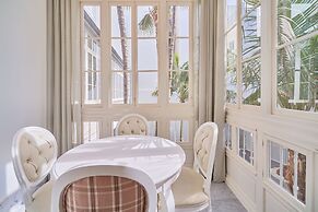 Tandem Veedor De Galeras Suites