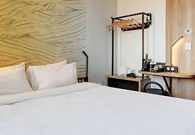 B&B HOTEL Reims Croix Blandin