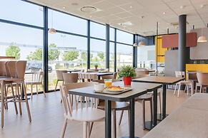 B&B HOTEL Reims Croix Blandin