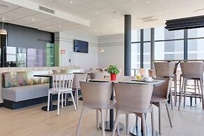 B&B HOTEL Reims Croix Blandin
