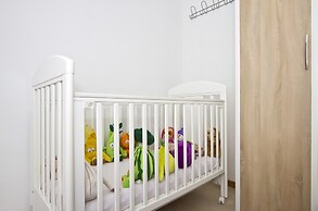 Comfort Apt.w.balcony Near Beach,marjan and Center