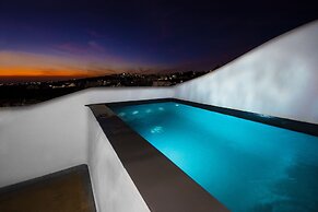 Aegean Blue Luxury Suites