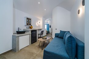 Aegean Blue Luxury Suites