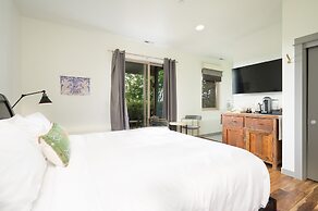 The Setting Inn Willamette Valley