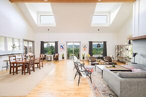 The Setting Inn Willamette Valley