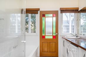 Your Luxury Escape - Away on Seaview