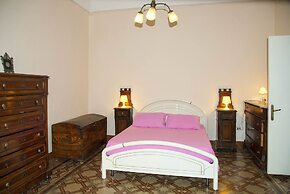 2120 Appartamento Roberto