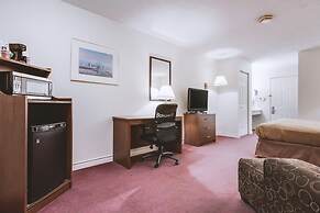 Sky-Palace Inn & Suites McCook