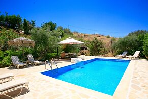Villa Myrsini Crete