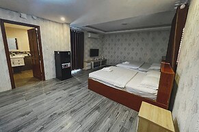 Sky Hotel