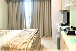 Springlake Apartment Summarecon by Veeroom