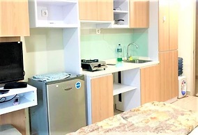 Springlake Apartment Summarecon by Veeroom