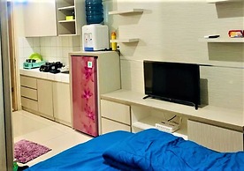 Springlake Apartment Summarecon by Veeroom