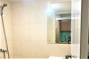 Springlake Apartment Summarecon by Veeroom