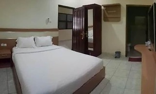 Halona Guest House
