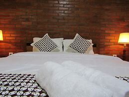 Nia Maretta House Syariah