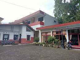 Hotel Wina Wisata