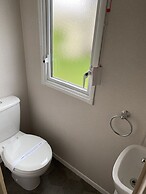 Charming 3-bed Holiday Home at Primrose Valley