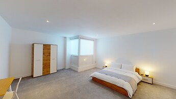 Bridge Apartments by Karah Suites