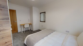 Bridge Apartments by Karah Suites