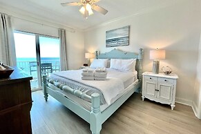 Crystal Shores1006 2 Bedroom Condo by RedAwning