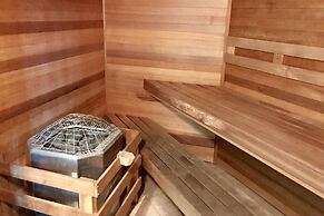 Crystal Shores1006 2 Bedroom Condo by RedAwning