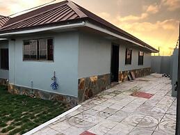 Charming 3-bed House in Kokrobite