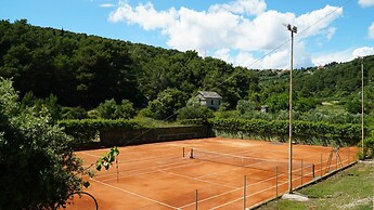 Tennis court and outdoor pool villa