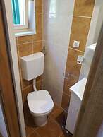 Tennis court and outdoor pool villa