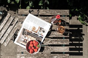 The Beach Gardens by Daniel&Jacob’s