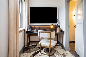 The Lodge at St Edward Park