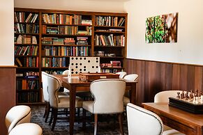 The Lodge at St Edward Park