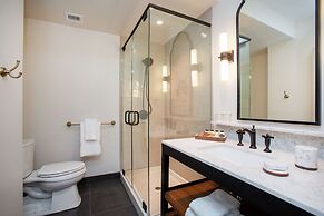 The Lodge at St Edward Park