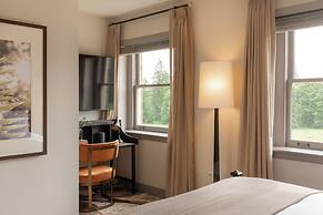 The Lodge at St Edward Park