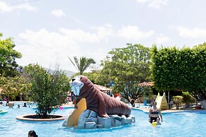 Camino Mexicano Hotel Resort