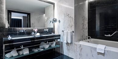 Intercontinental Luanda Miramar by IHG