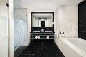 Intercontinental Luanda Miramar by IHG