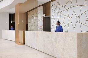 Intercontinental Luanda Miramar by IHG