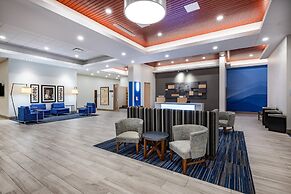Holiday Inn Express & Suites Lincoln Downtown by IHG