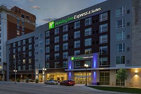 Holiday Inn Express & Suites Lincoln Downtown by IHG
